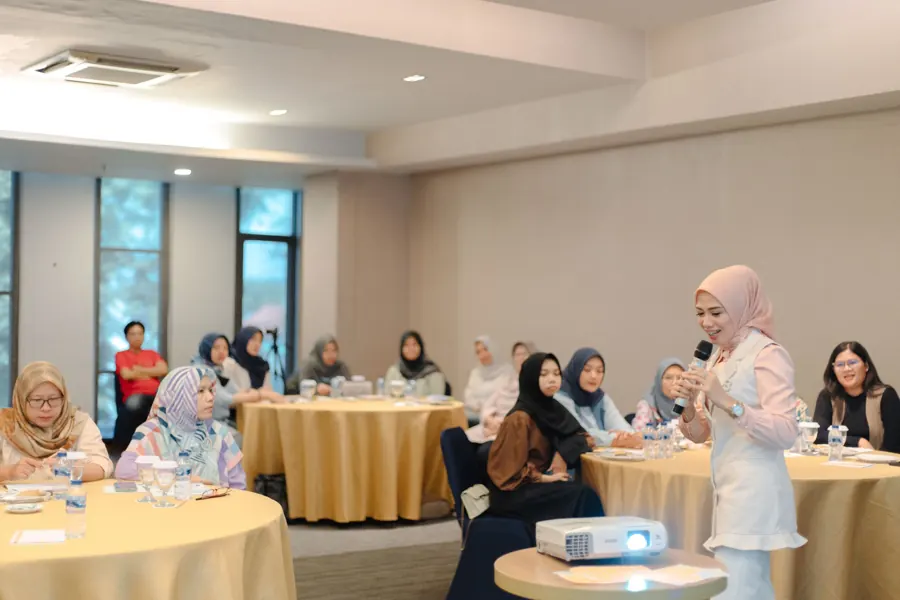 PT BPR Triastra Sejahtera: Service Excellence for Banker