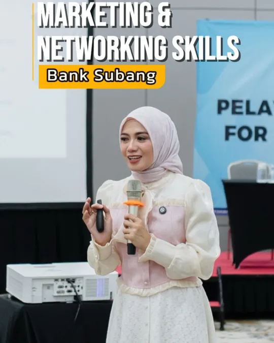 Fanny Naftalena membawakan Marketing dan Networking Skills di Bank Subang